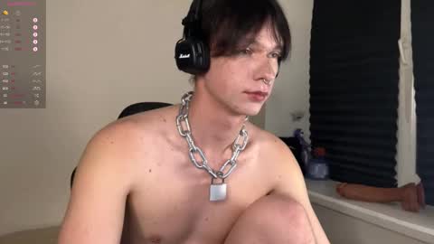 Snapshot of markcarthy chatting on 10.12.25 Mark online show from 10.12.25