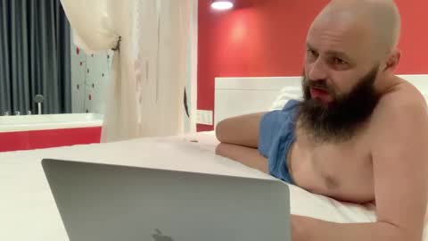 Adam and Eve online show from 01.01.25