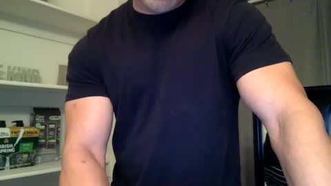 Snapshot of markk702 chatting on 12.02.24 markk702 online show from 12.02.24