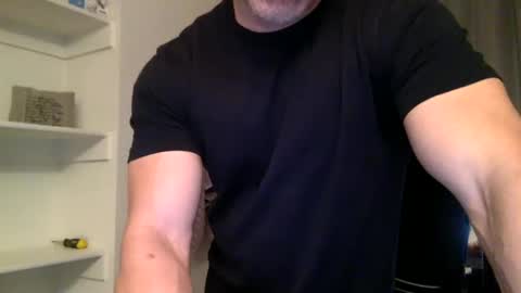 Snapshot of markk702 chatting on 03.02.25 markk702 online show from 03.02.25