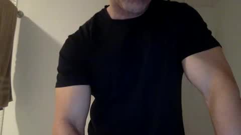 Snapshot of markk702 chatting on 11.02.25 markk702 online show from 11.02.25