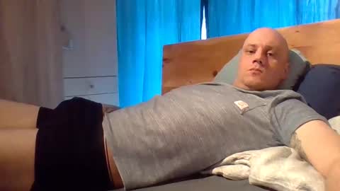 markus_7 online show from 03.12.25