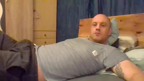 markus_7 online show from 10.13.25