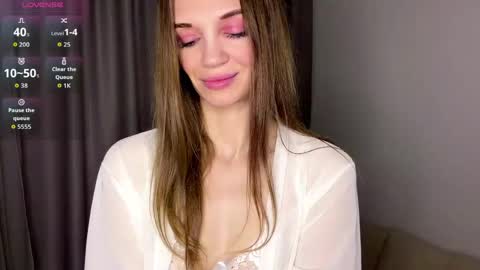 Snapshot of marlenamarschel chatting on 05.29.26 Maja online show from 05.29.26