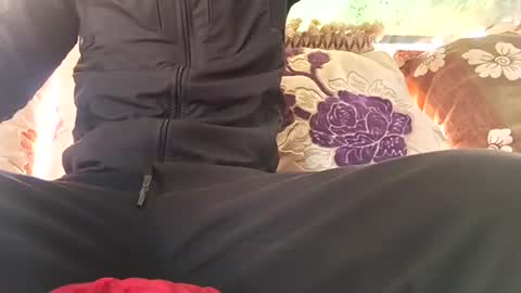 Snapshot of marocreda33 chatting on 01.05.25 marocreda33 online show from 01.05.25