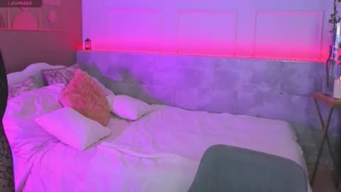 marquise_villaret online show from 02.24.26