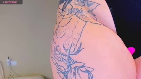 Mari online show from 10.05.25