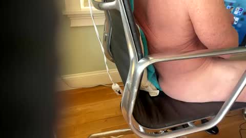 Snapshot of married_cummer chatting on 04.06.26 married_cummer online show from 04.06.26