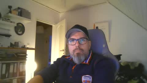 marriedcock1980 online show from 12.16.24