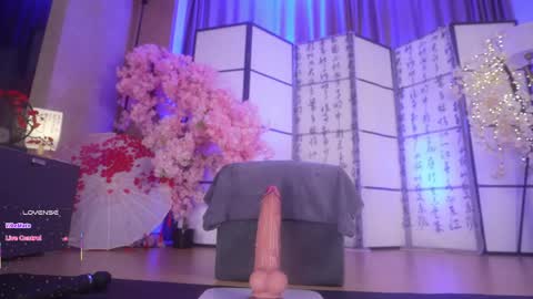Snapshot of marry_cordy chatting on 05.13.26 Mary online show from 05.13.26