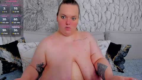 Snapshot of marry_girl chatting on 12.07.24 Mary online show from 12.07.24