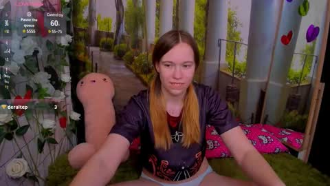 Snapshot of marryjanes chatting on 02.21.25 marryjanes online show from 02.21.25