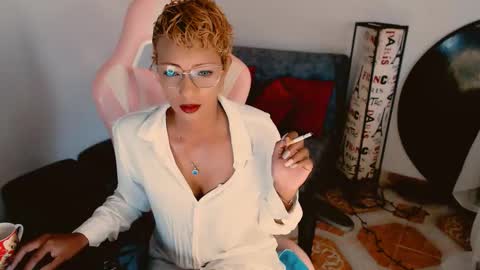 Snapshot of marryme00 chatting on 10.01.25 May online show from 10.01.25