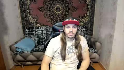 Snapshot of marryplz chatting on 03.05.25 Alan online show from 03.05.25