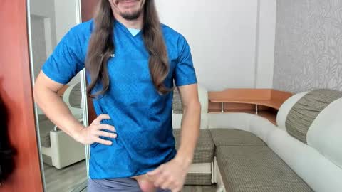 Snapshot of marryplz chatting on 09.19.25 Alan online show from 09.19.25