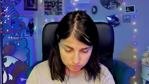 Snapshot of martaedams chatting on 01.13.26 martaedams online show from 01.13.26