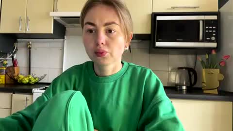 Marta online show from 04.13.26