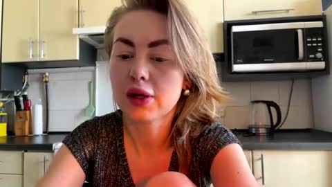 Marta online show from 06.23.26
