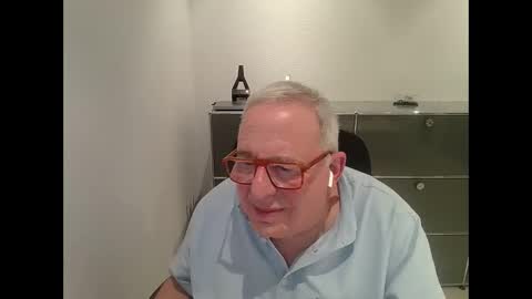 Snapshot of martin_1947 chatting on 03.02.25 martin_1947 online show from 03.02.25