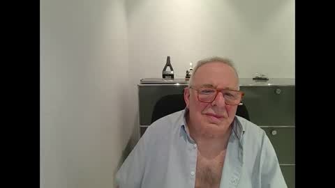 Snapshot of martin_1947 chatting on 09.12.25 martin_1947 online show from 09.12.25