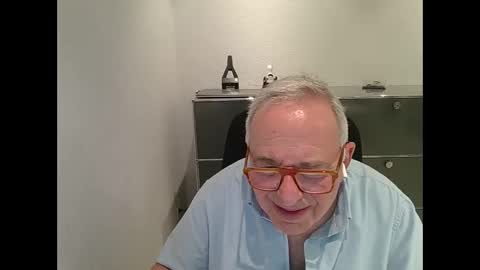 Snapshot of martin_1947 chatting on 10.05.25 martin_1947 online show from 10.05.25