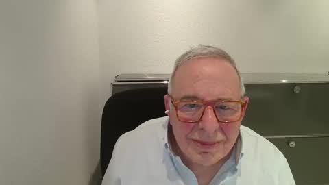 Snapshot of martin_1947 chatting on 01.11.26 martin_1947 online show from 01.11.26