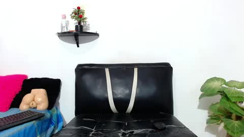 Snapshot of martin_fiit chatting on 05.19.26 Martin instagrammartinfiit online show from 05.19.26