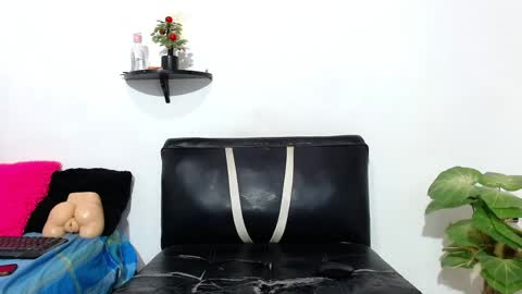 Snapshot of martin_fiit chatting on 05.20.26 Martin instagrammartinfiit online show from 05.20.26