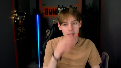 Snapshot of martin_perry chatting on 05.04.26 Martin online show from 05.04.26