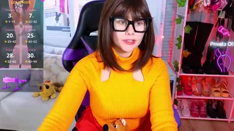 Snapshot of martina_cox_ chatting on 02.16.25 MARTINA online show from 02.16.25