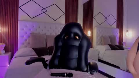 Martina online show from 11.20.25