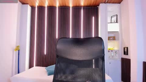 Martina online show from 03.24.26