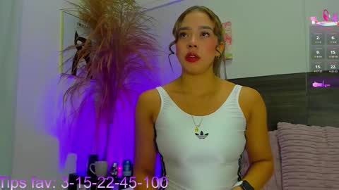 Snapshot of martina_miiller chatting on 10.12.25 martina mIIler online show from 10.12.25