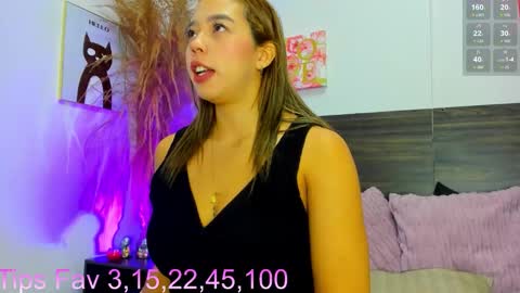 Snapshot of martina_miiller chatting on 10.22.25 martina mIIler online show from 10.22.25