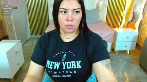 Snapshot of martina_tay chatting on 02.08.26 Hey im martina online show from 02.08.26