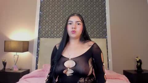 martinaolson online show from 10.14.25