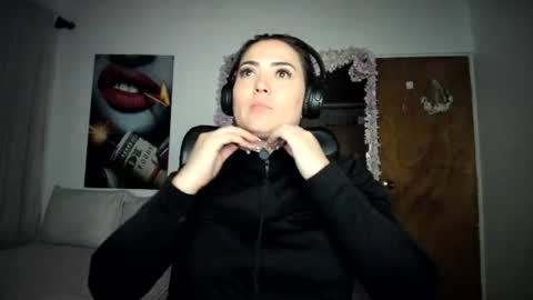 Snapshot of martiniella chatting on 06.22.26 Antonella Martini online show from 06.22.26