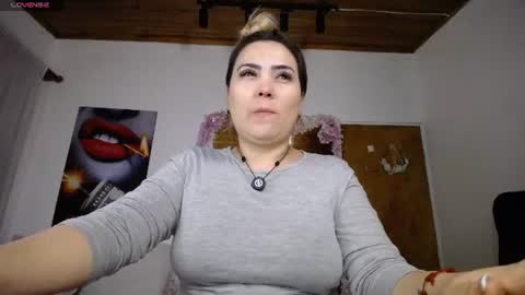 Snapshot of martiniella chatting on 06.22.26 Antonella Martini online show from 06.22.26