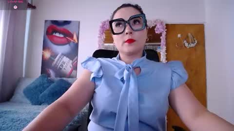 Snapshot of martiniella chatting on 06.30.26 Antonella Martini online show from 06.30.26