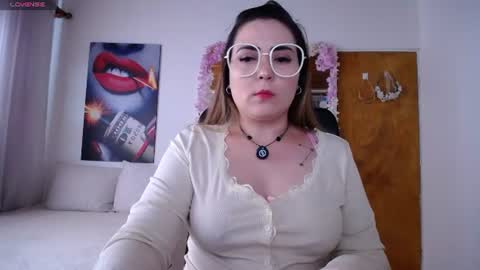 Snapshot of martiniella chatting on 07.05.26 Antonella Martini online show from 07.05.26
