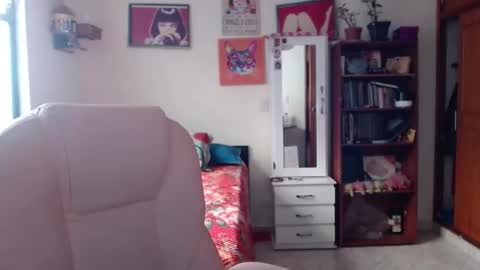 Snapshot of mary_jane1_ chatting on 03.08.25 mary online show from 03.08.25