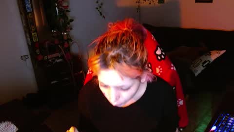 Snapshot of mary_janness chatting on 02.05.26 100 online show from 02.05.26