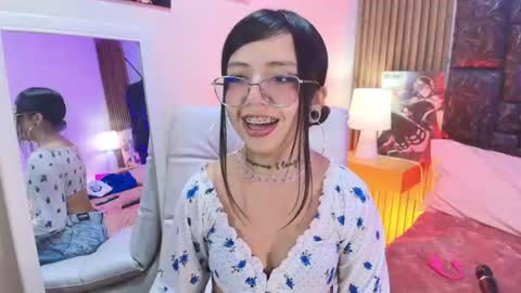 Snapshot of mary_luckaysha chatting on 07.23.26 mary_luckaysha online show from 07.23.26