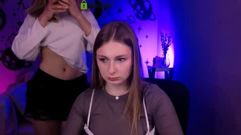 Mary online show from 04.22.26