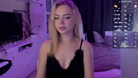 Mary online show from 09.10.25