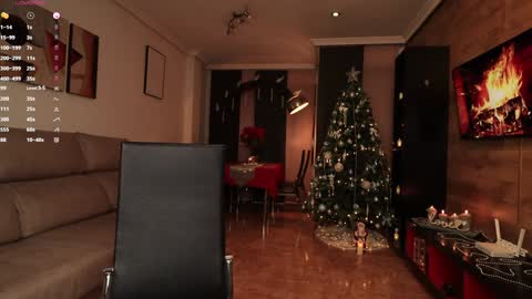 Snapshot of mary_rosse chatting on 12.13.24 RebeCca online show from 12.13.24