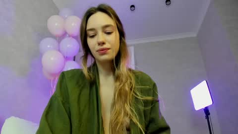 HelIo  Everyone Im MaryWelcome  to my room and  lets have  a good  time  together with me   online show from 04.22.26