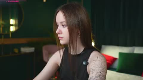 Snapshot of mary_sparkle_ chatting on 07.08.26 yours fetish mary online show from 07.08.26