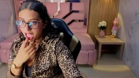 Mary  online show from 06.01.26