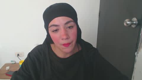 Snapshot of maryam_arabicmilk chatting on 12.01.24 maryam_arabicmilk online show from 12.01.24